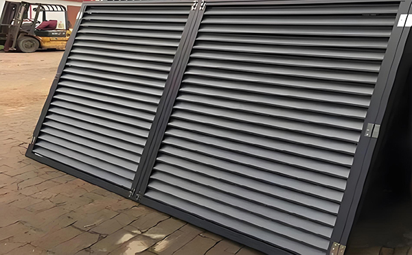 幸福路街道百叶窗