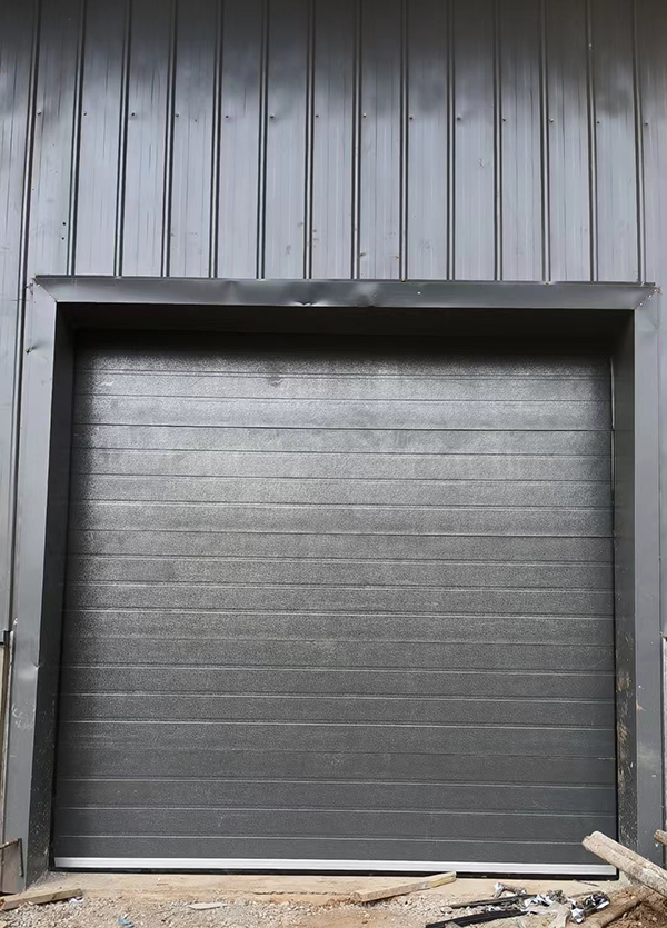 幸福路街道车库门