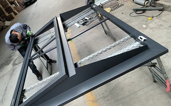 幸福路街道排烟窗