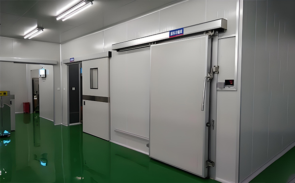 幸福路街道冷库门