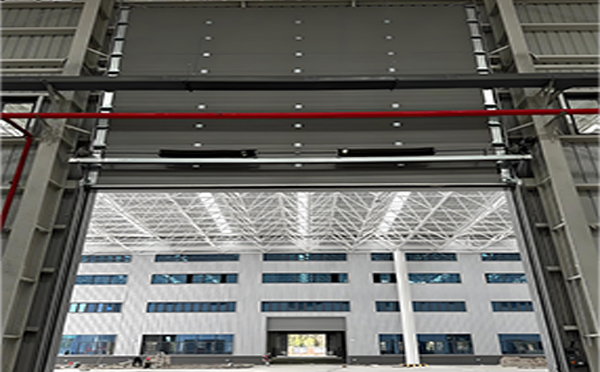 幸福路街道工业提升门