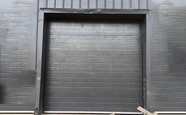 幸福路街道车库门