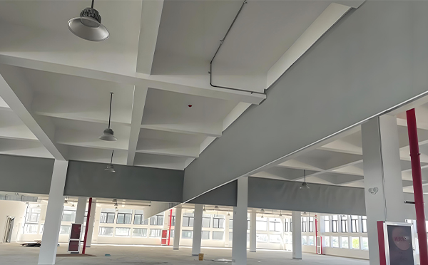 幸福路街道挡烟垂壁