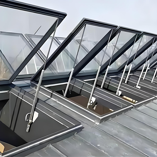 消防幸福路街道排烟窗