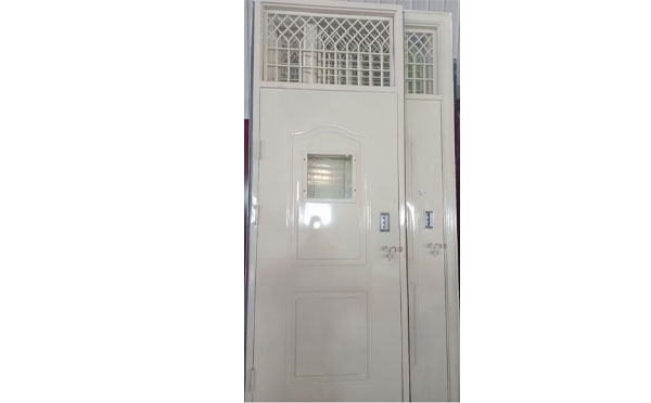 幸福路街道学校教室门