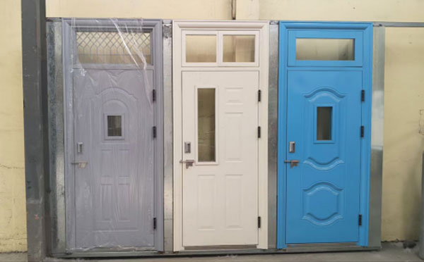 幸福路街道学校教室门