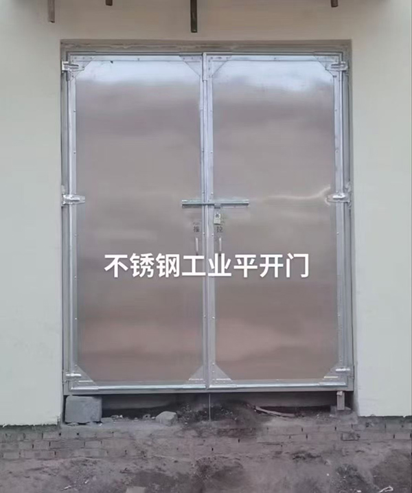 不锈钢幸福路街道工业平开门在现代工业场景中的应用实践