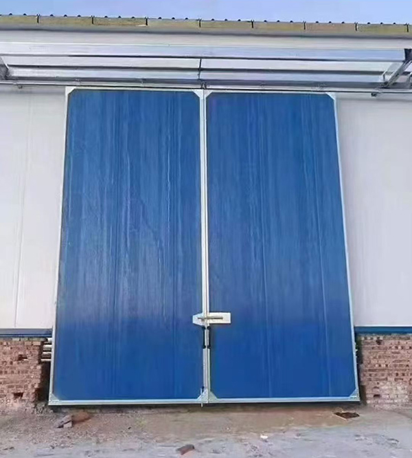 幸福路街道工业门在大型仓储物流通道中的应用实例