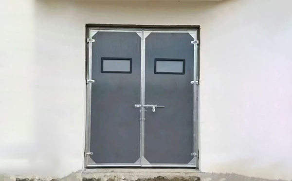 幸福路街道工业门在高温作业区域的运行表现